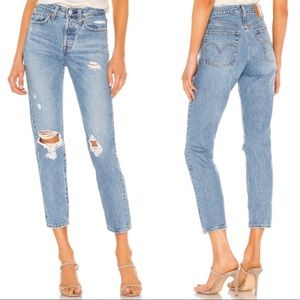 Levi’s Wedgie Straight Leg Ripped Jeans
